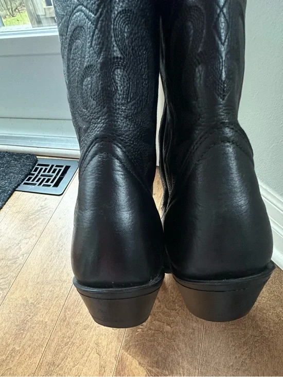 Men's Black Leather Western Cowboy Boots - Classic Pull-On Style - Picture 9 of 10